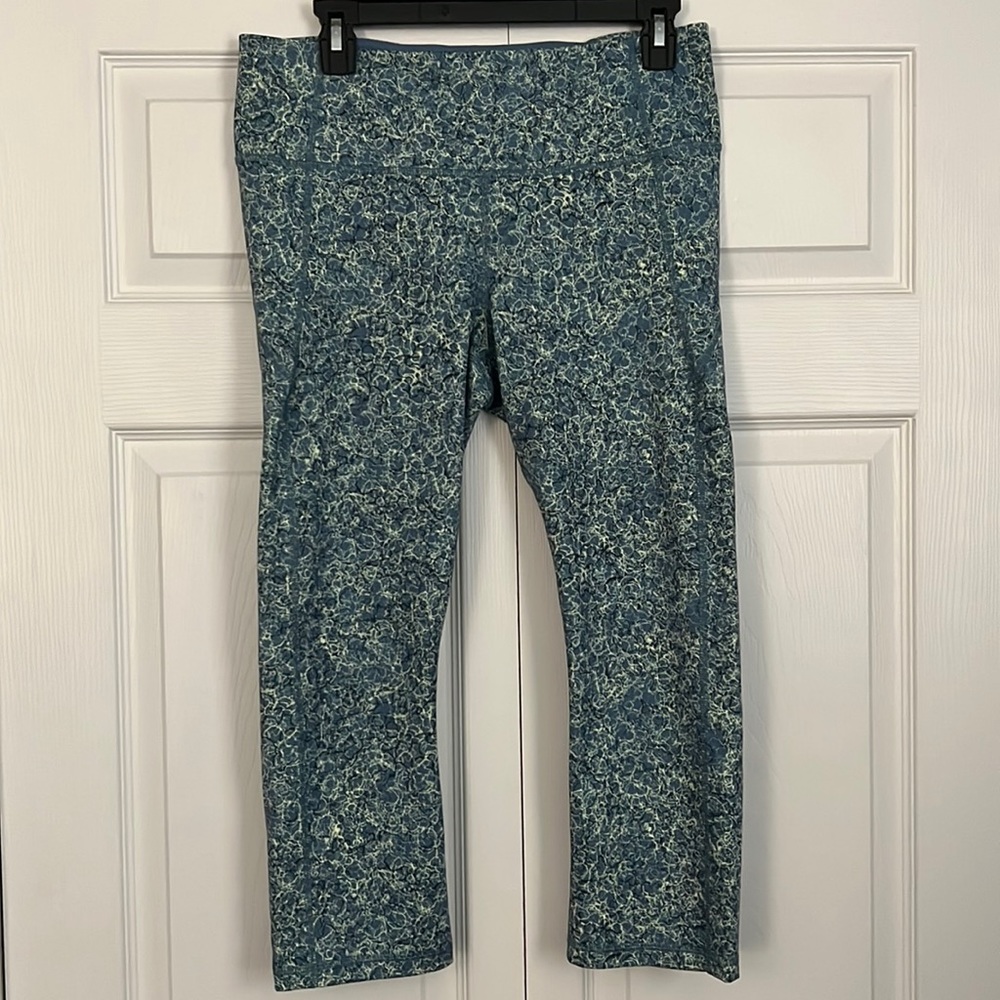 Women’s Under Armour Leggings | Like New | Blue/ Pale Yellow/ Black | Large